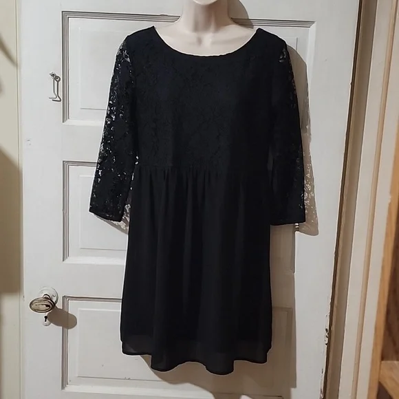 chinese dress ladies Layered Bow Lace Mini Dress Cream/Black / S main image 1